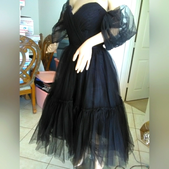 BNWOT BOUTIQUE GOTHIC DRESS TULLE / VERY VERY WIDE BOTTOM CORSET TOP(AMAZING) LG - Picture 9 of 15